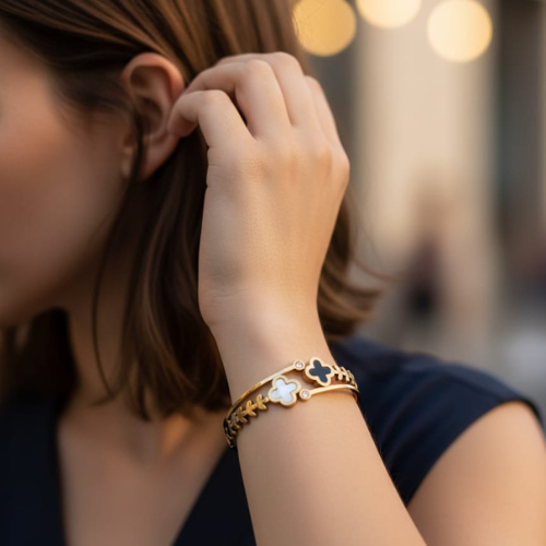 Fleur Noir & Blanc Bangle