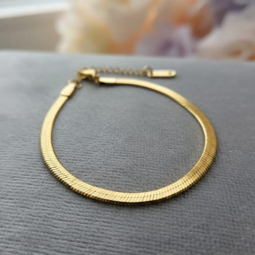 Sleek Snake Chain Bracelet