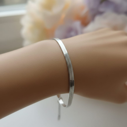 Sleek Snake Chain Bracelet