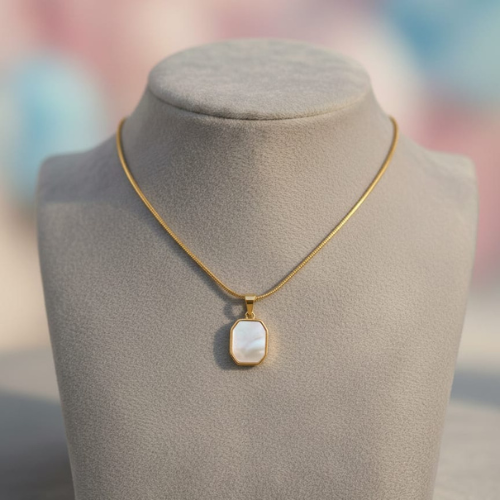 Roma Pearl Pendant Necklace