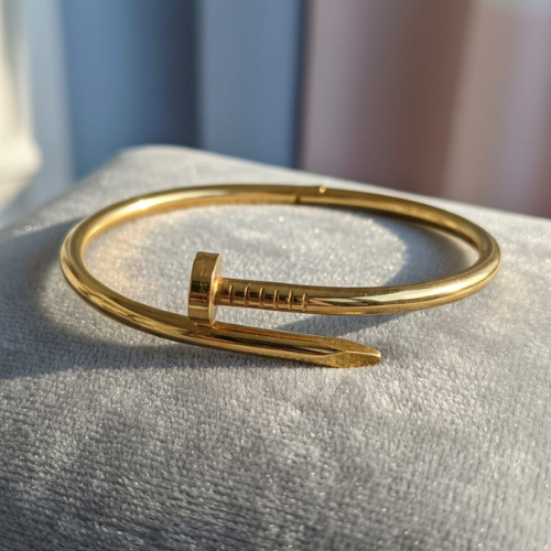 Nail Luxe Bangle
