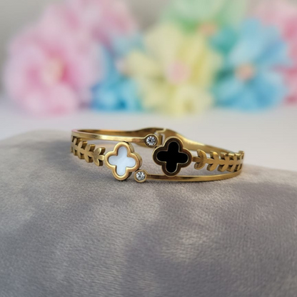 Fleur Noir & Blanc Bangle