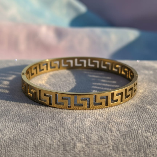 Aurum Greek Key Bangle